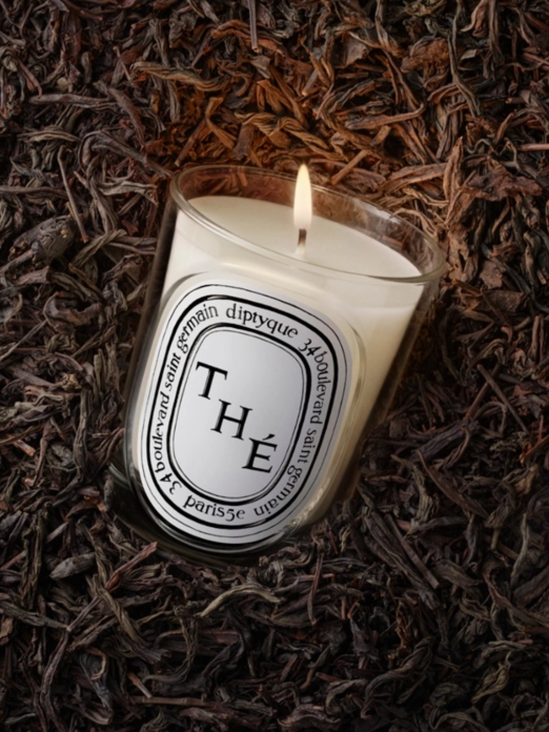 A tea scented classic candle from Diptyque