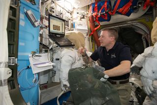 U.S. Astronaut Terry Virts Prepares for EVA Walk