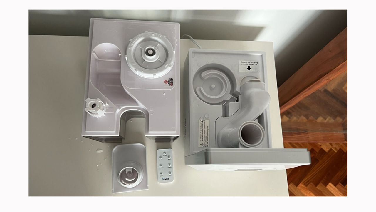 Image shows the humidifier taken apart.