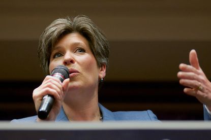 Former GOP staffer claims Iowa Senate candidate Joni Ernst 'did and said nothing' after witnessing sexual harassment