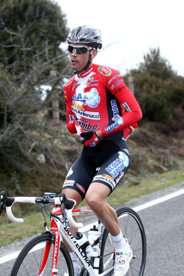 Didac Ortega (Acqua &amp; Sapone) makes some mid-stage adjustments