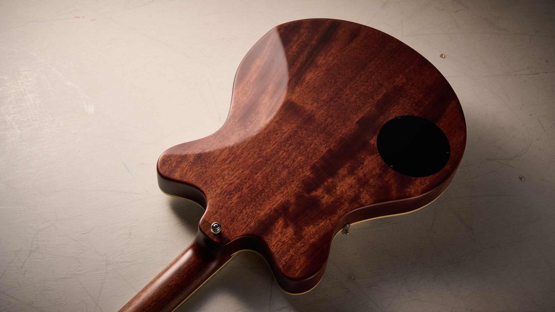 Orangewood Clementine semi-hollow guitar