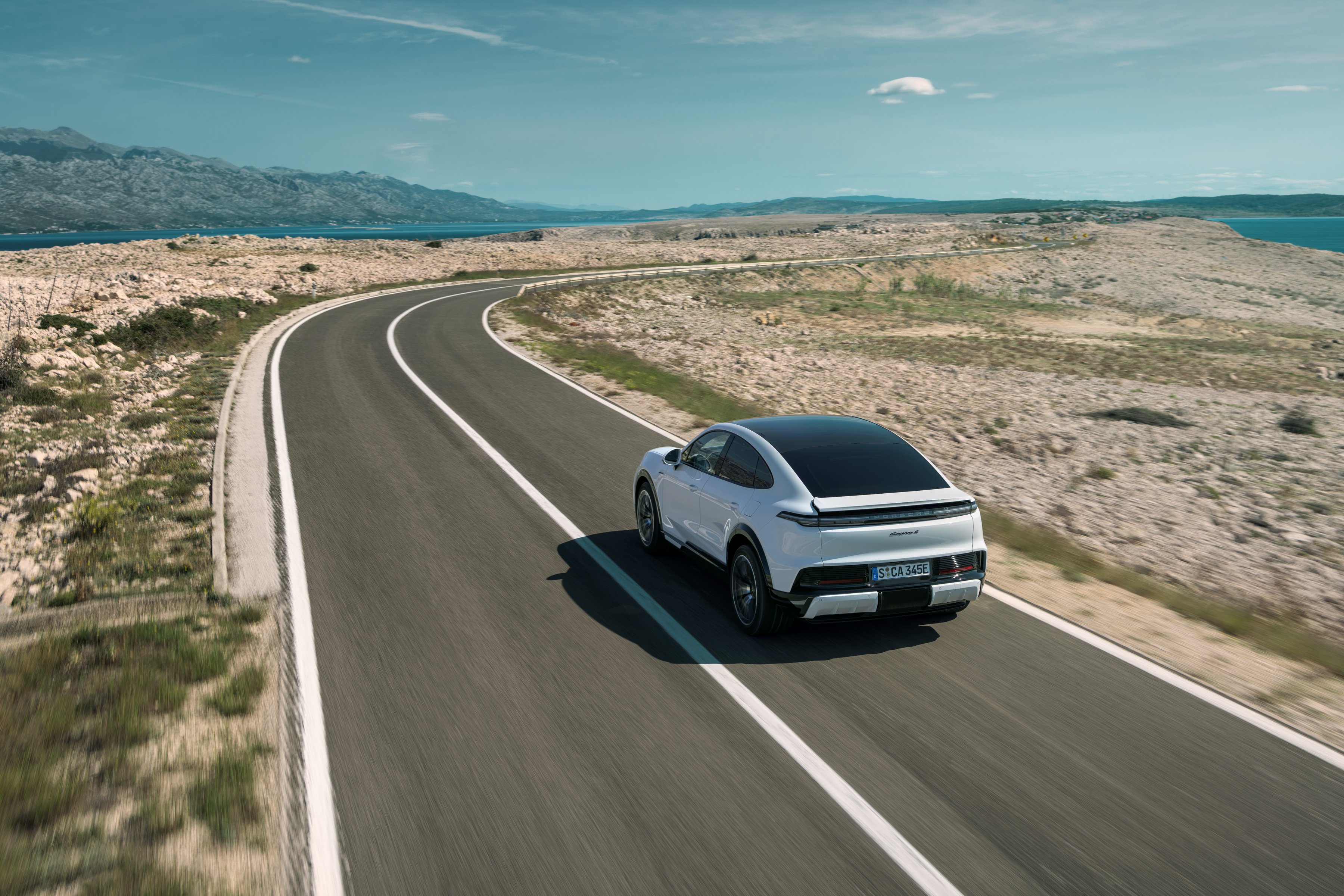 Porsche Cayenne S Coup&amp;eacute; Electric