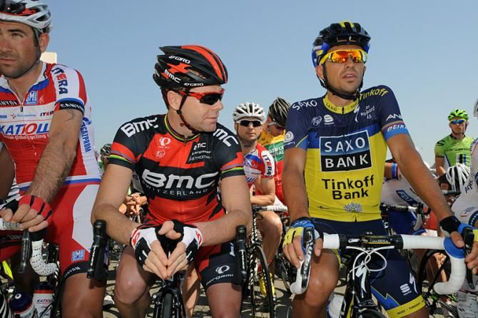 Cadel Evans (BMC) and Alberto Contador (Team Saxo-Tinkoff) on the start line in Al Musannah.