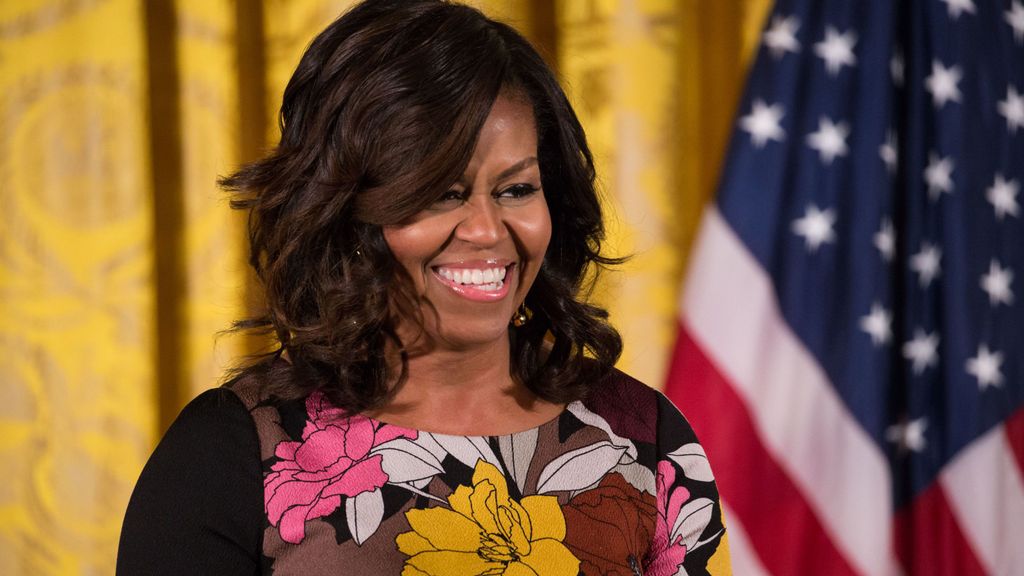 Michelle Obama Wears Hair Natural - Michelle Obama Natural Hair | Marie ...