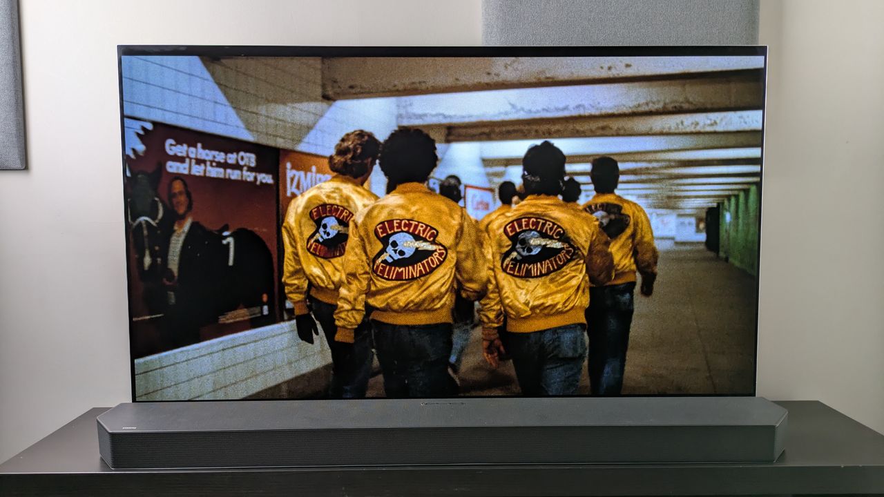 The Warriors 4K Blu-ray Arrow Video version on the LG G5 showing the Electric Eliminators on screen