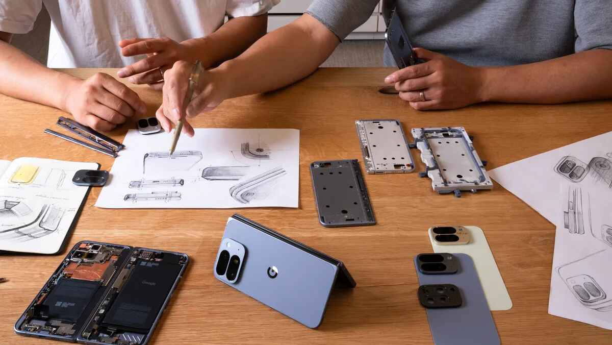 Google Pixel 10 Pro Fold design schematics lifestyle image