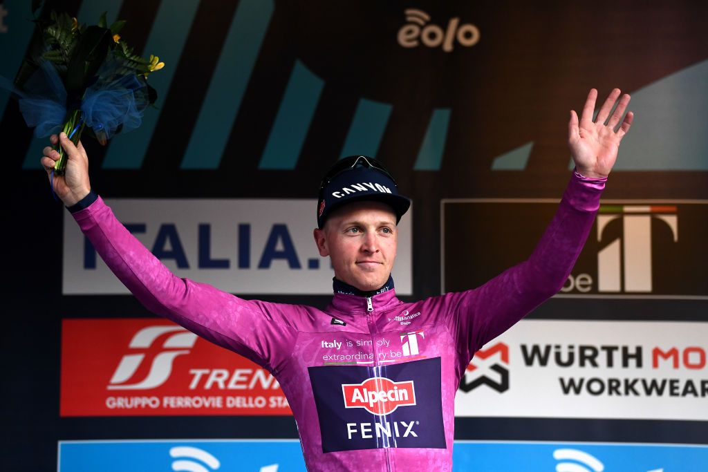 Tim Merlier in the Giro d&#039;Italia points jersey in 2021