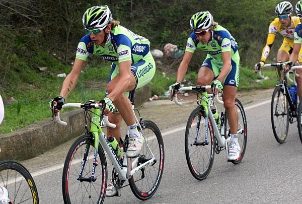 Liquigas single-filed.