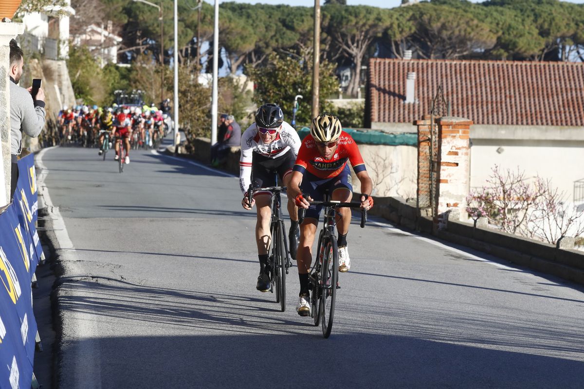 Vincenzo Nibali (Bahrain-Merida) on the attack with Krists Nielands (Israel Cycling Academy)
