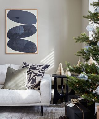 Designer Justin Coakley neutral coloured lounge and sofa, dressed for Christmas