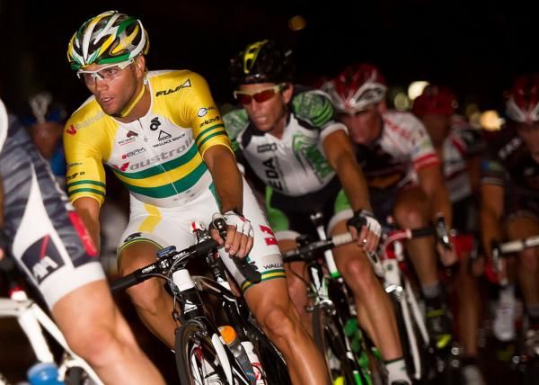 Jonathan Cantwell (left - (Fly V Australia Pro Cycling Team).