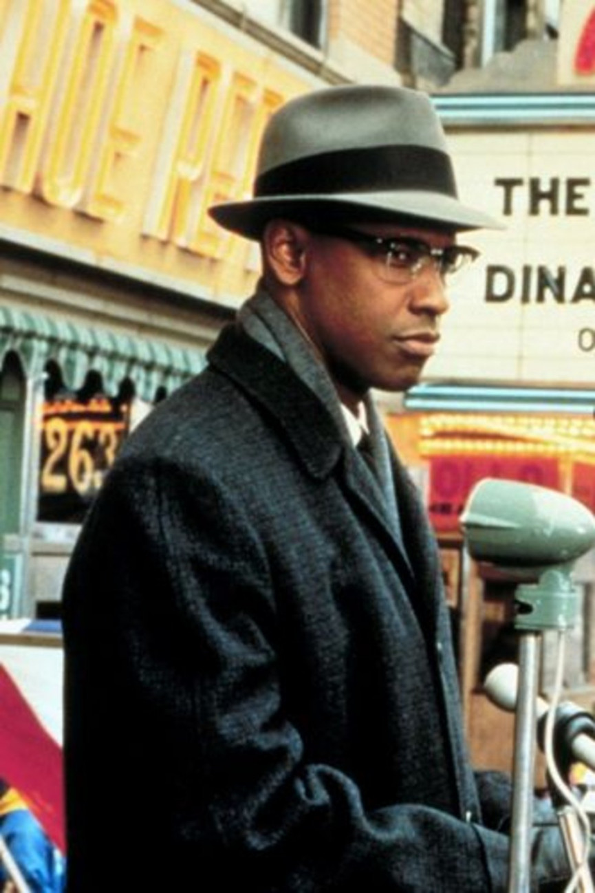 30-bespectacled-characters-on-film-15-1556696039-THQc-column-width-inline