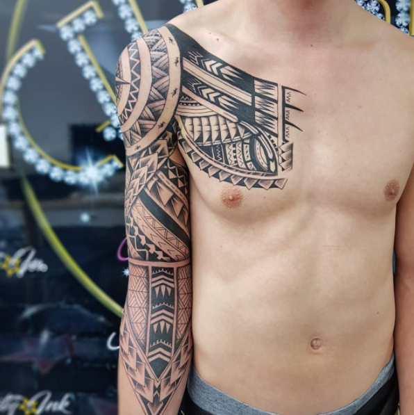  Subtle shading tribal tattoo