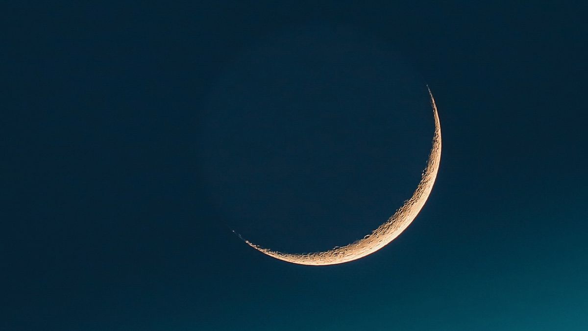 Crescent moon