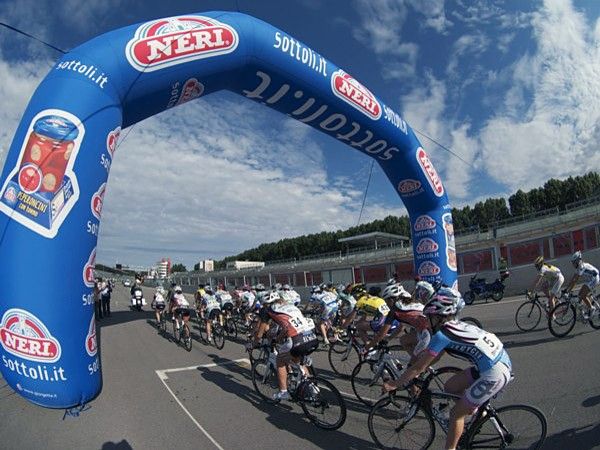 The Junior women in action.