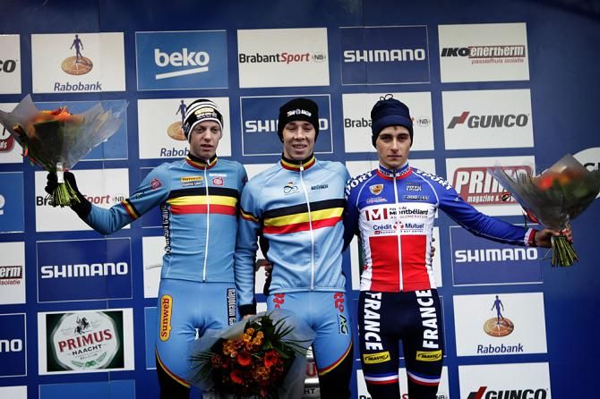 Laurens Sweeck (Corendon - KwadrO Cycling Team) tops the podium in Hoogerheide