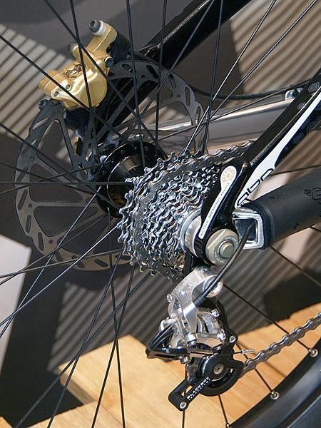 The new Session 88 includes Trek's newest Active Braking Pivot technology.