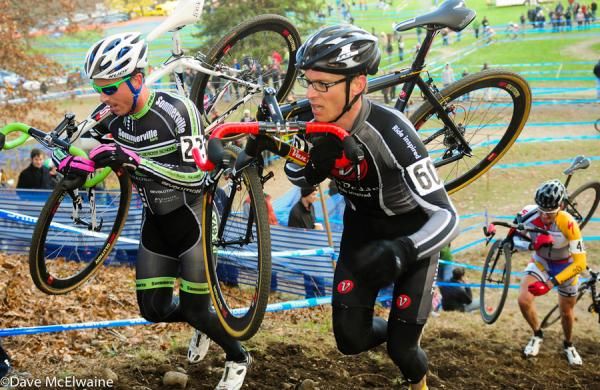 Edwin Bull (Van Dessel) and Patrick Bradley on the run-up