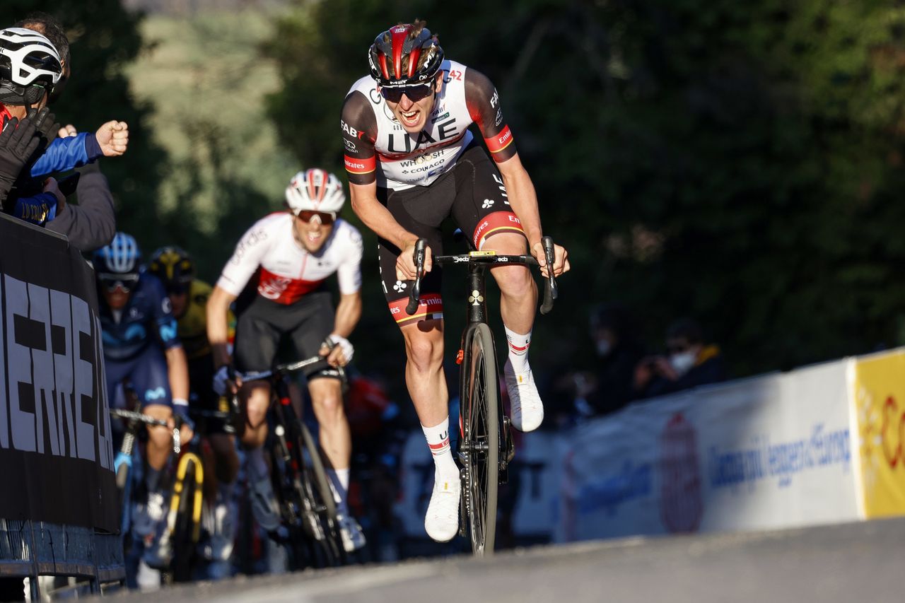 Tirreno Adriatico 2022 - 57th Edition - 4th stage Cascata delle Marmore - Bellante 202 km - 10/03/2022 - Tadej Pogacar (SLO - UAE Team Emirates) - photo Ilario Biondi/SprintCyclingAgency&Acirc;&copy;2022