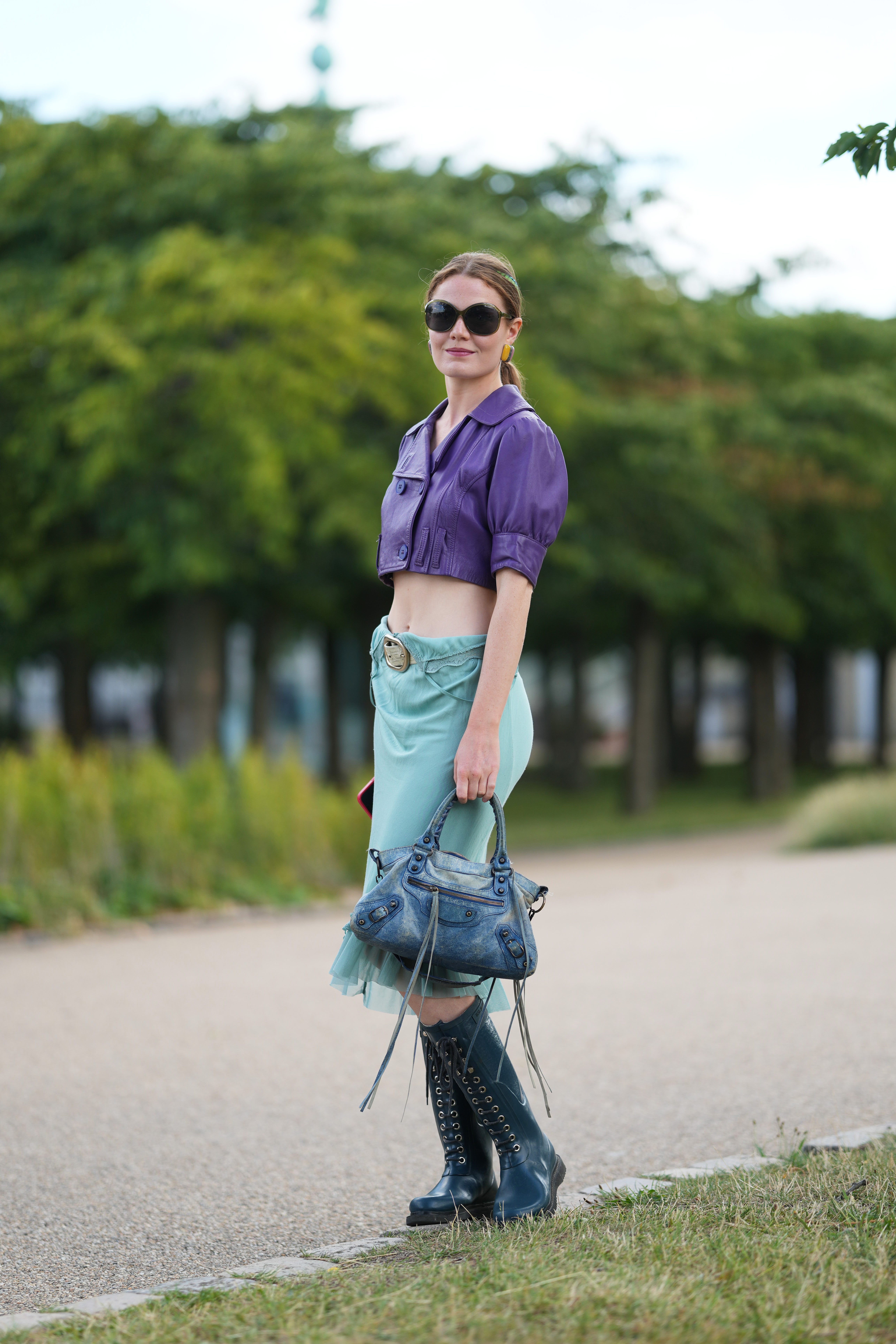 Top Handle Bag Street Style