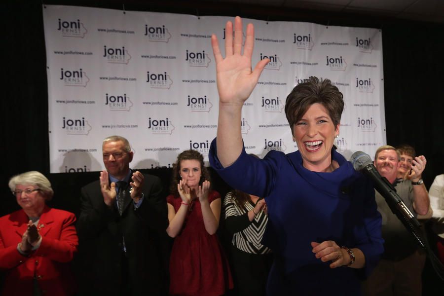 Freshman Senator Joni Ernst accidentally ignored President Obama&amp;#039;s congratulatory phone calls