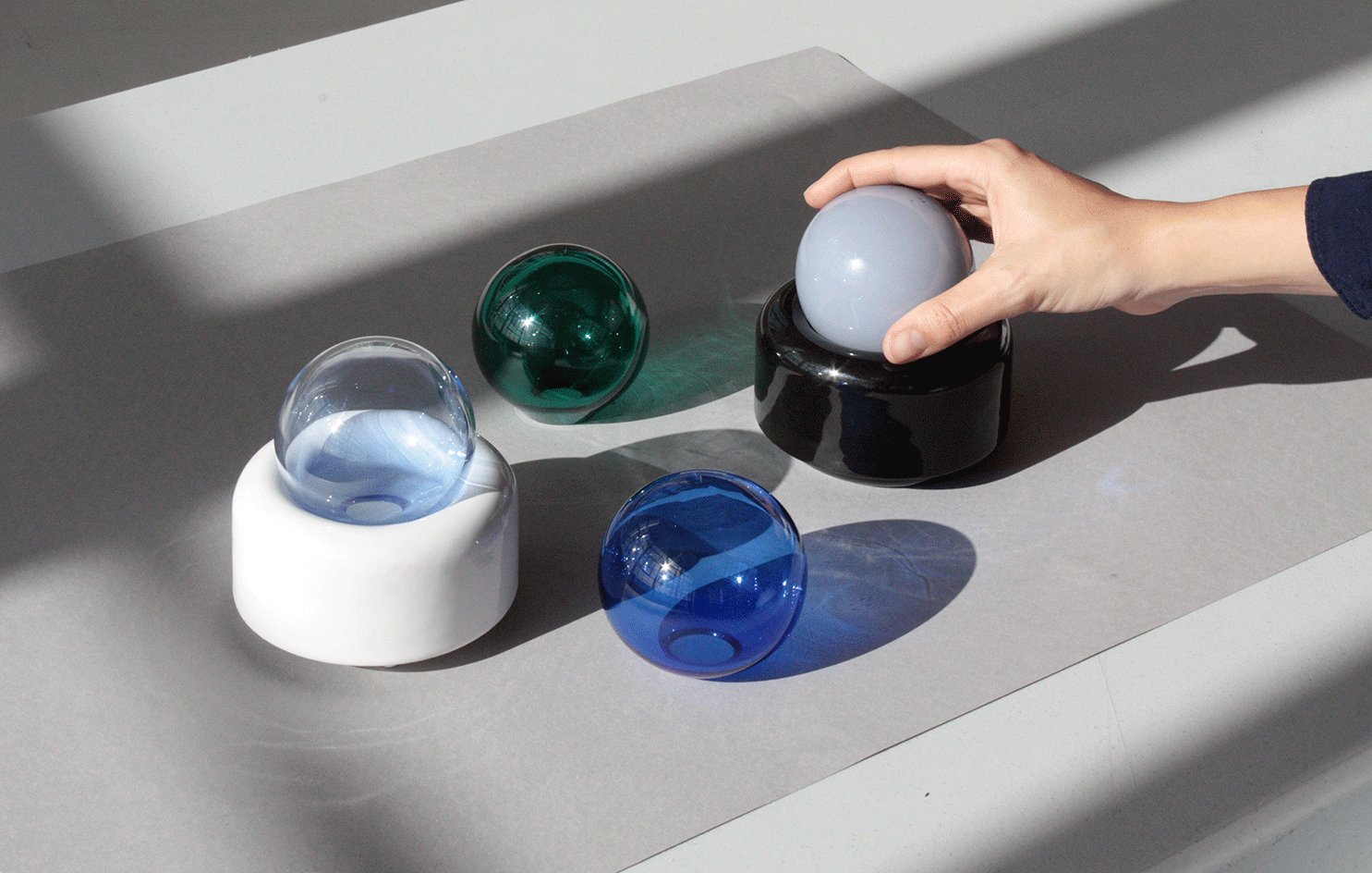 Keenan Polich's blownglass jewellery boxes Wallpaper