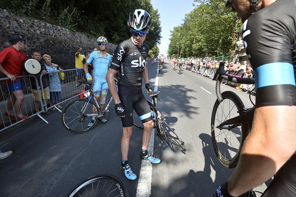 Chris Froome (Sky) avoided the crash but needed a wheel change