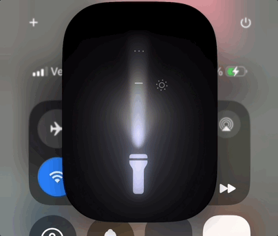 iOS 18 iPhone Flashlight Control