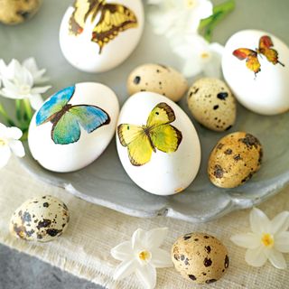 easter decorating ideas decoupage eggs