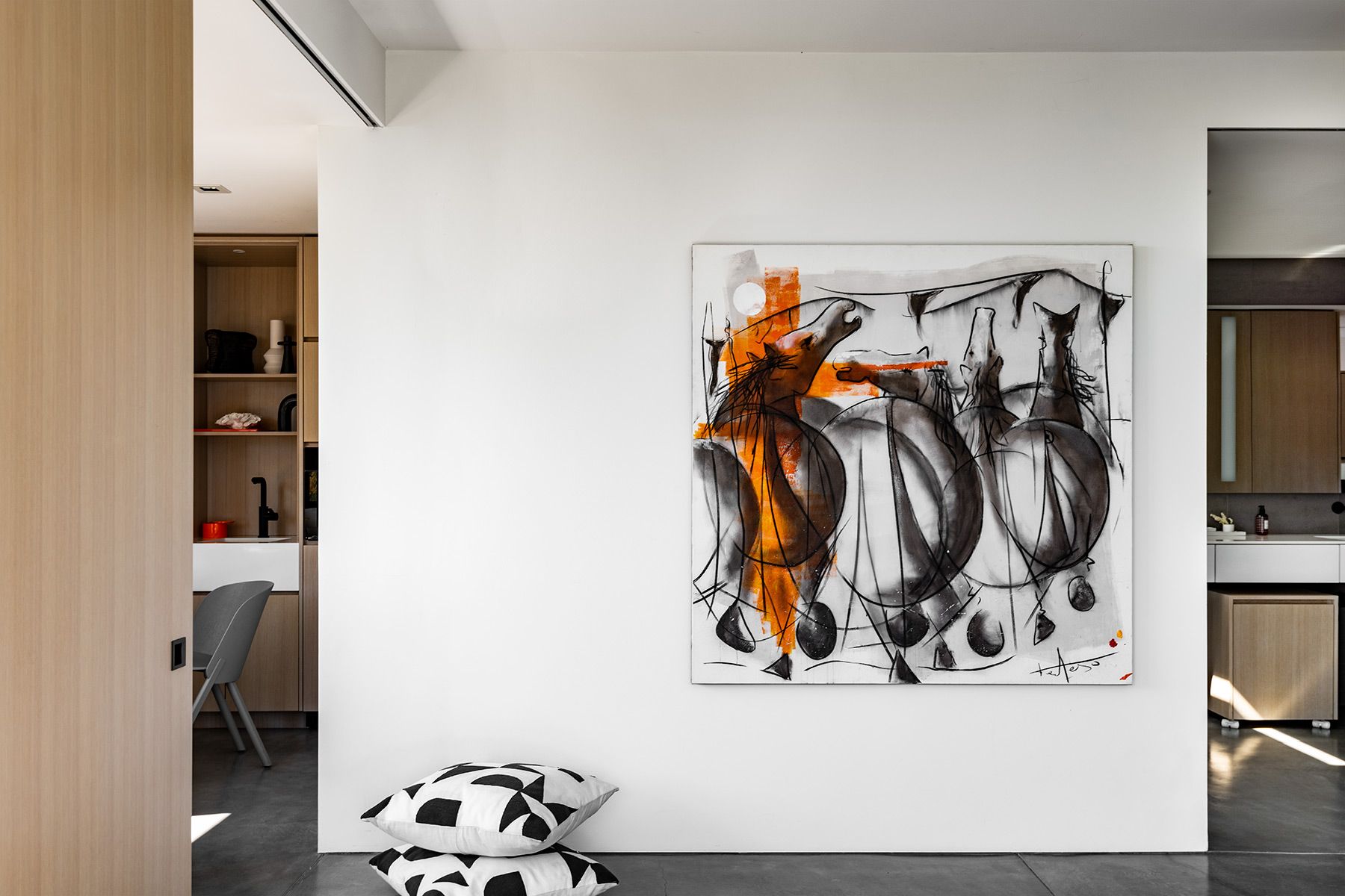 Photo inspiration: Visual Reference: How Do You Decorate Walls In A Minimalist Way