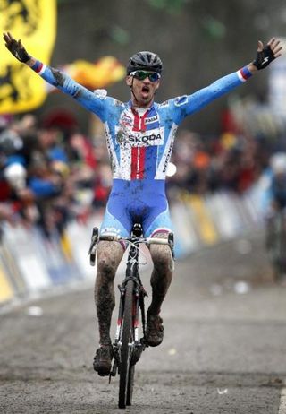 Elite Men - Stybar tops Nys for third UCI Cyclo-cross World Championship title