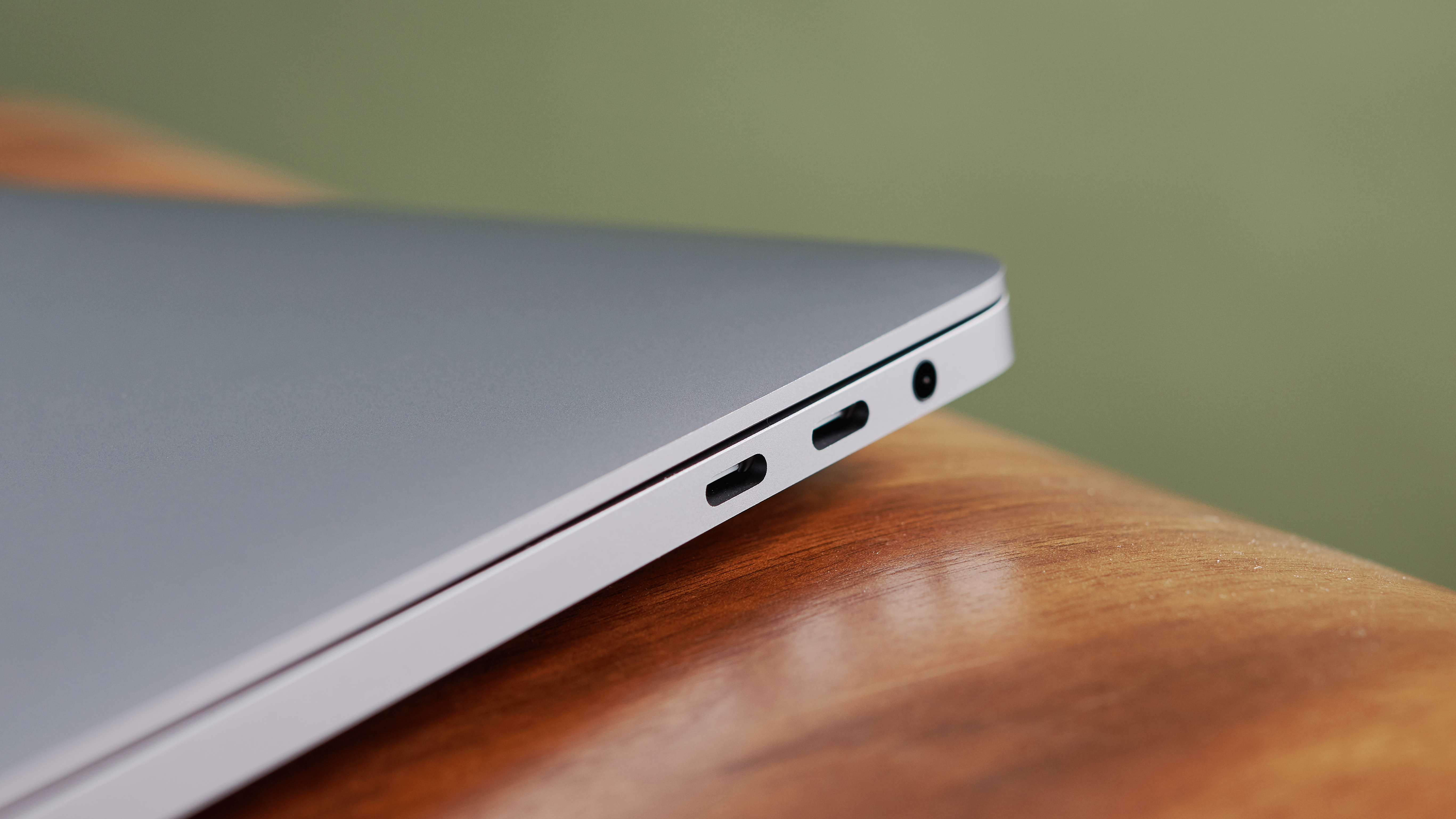 MacBook Pro (16-inch, 2019) on a wooden desk