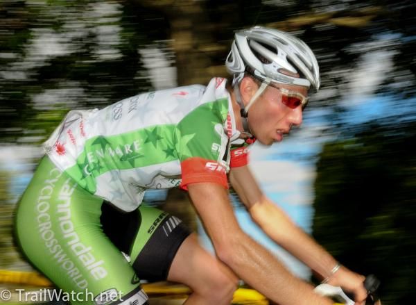 Jeremy Powers (Cannondale-Cyclocrossworld.com) broke clear of the chasers
