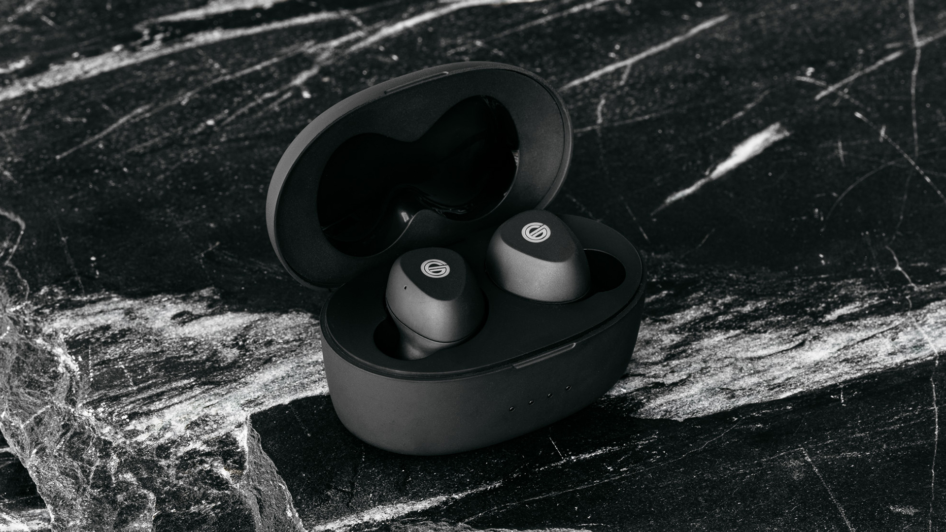 Grado GT220 on black marble slab