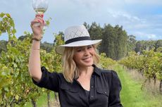 Kylie Minogue in a vineyard