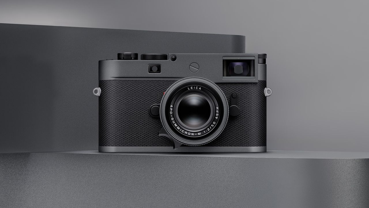 Leica Metallic Grey collection