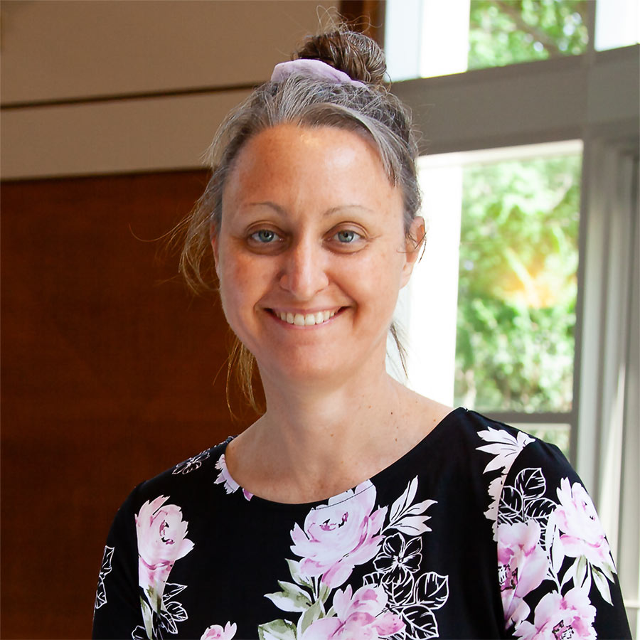Julie Stopar