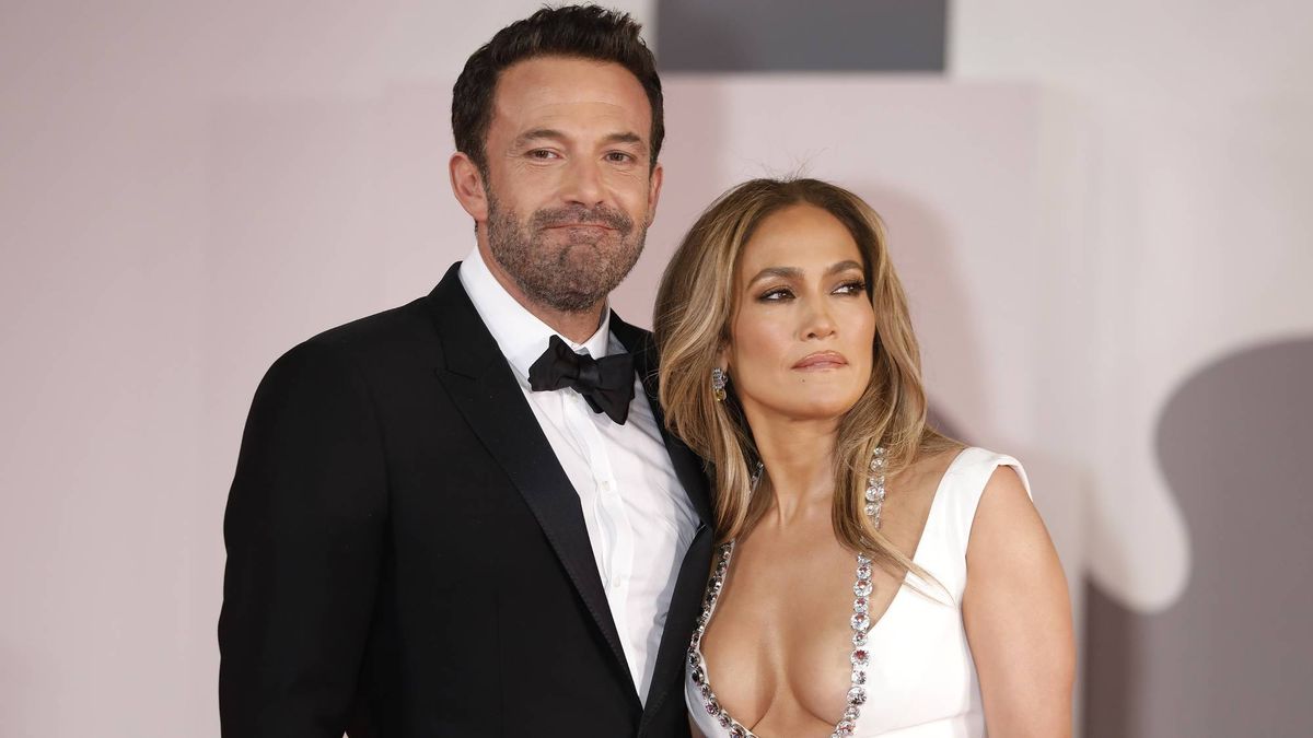 Ben Affleck répond en affirmant qu'il envoyait un message à cette star de Selling Sunset avant ses retrouvailles avec J-Lo