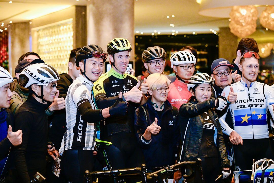 Mat Hayman with some fans