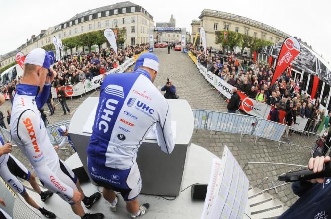UnitedHealthcare riders sign on