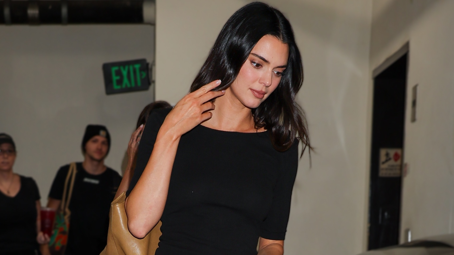 Kendall Jenner styled Fashion Month's pencil skirt trend at dinner with Hailey Bieber in L.A.
