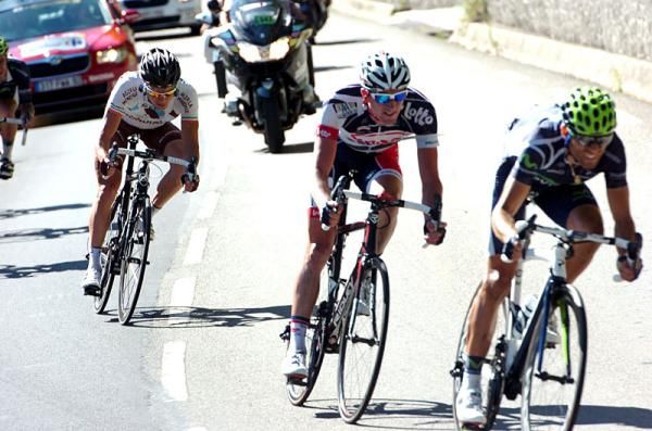 Jurgen Den Broeck (Lotto) and Nicolas Roche (AG2R)