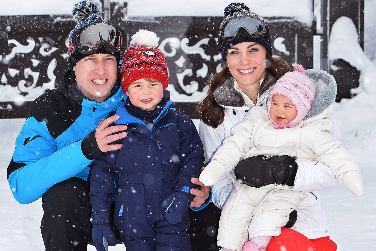 FRENCH ALPS, FRANCE - MARCH 3: (NEWS EDITORIAL USE ONLY. NO COMMERCIAL USE.NO MERCHANDISING) (Alternate crop of #514133584) Catherine, Duchess of Cambridge and Prince William, Duke of Cambrid