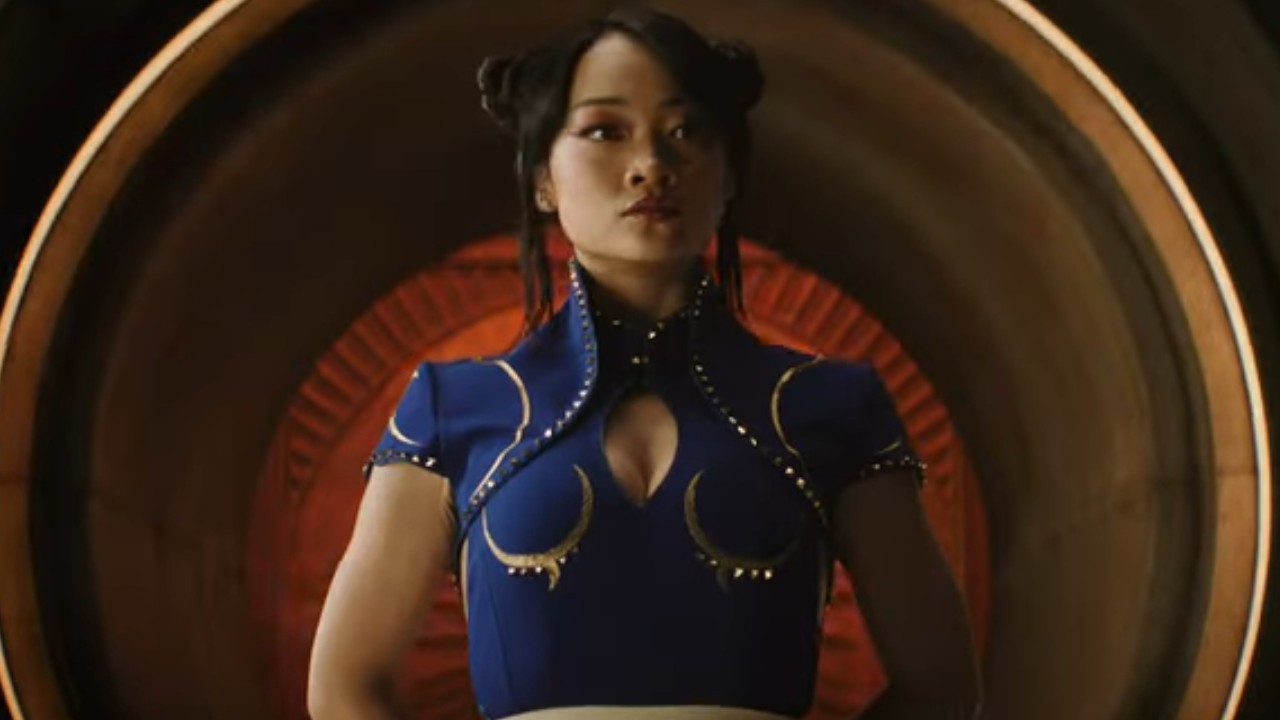 Callina Liang in full Chun-Li garb in Street Fighter