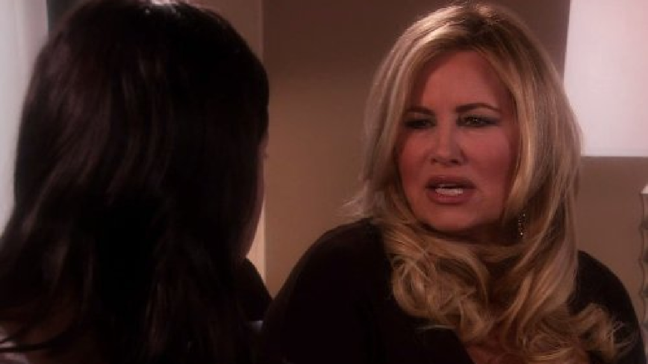 Jennifer Coolidge on the Secret Life of the American Teenager.