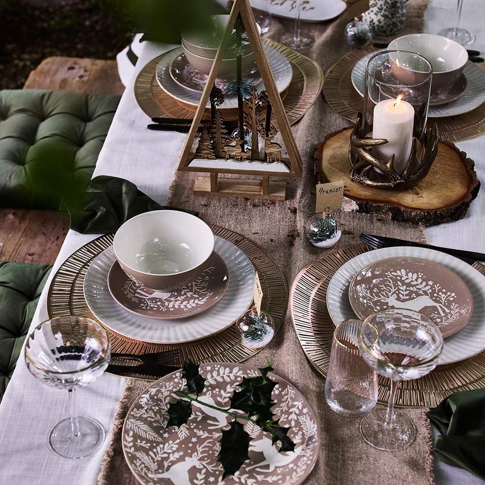 Christmas place settings to take your festive table to the next level ...