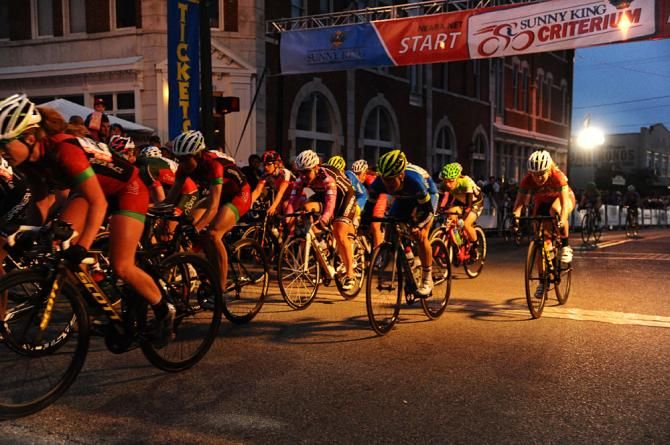 The elite women get underway