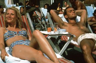 Jude Law and Gwyneth Paltrow on the beach in The Talented Mr Ripley