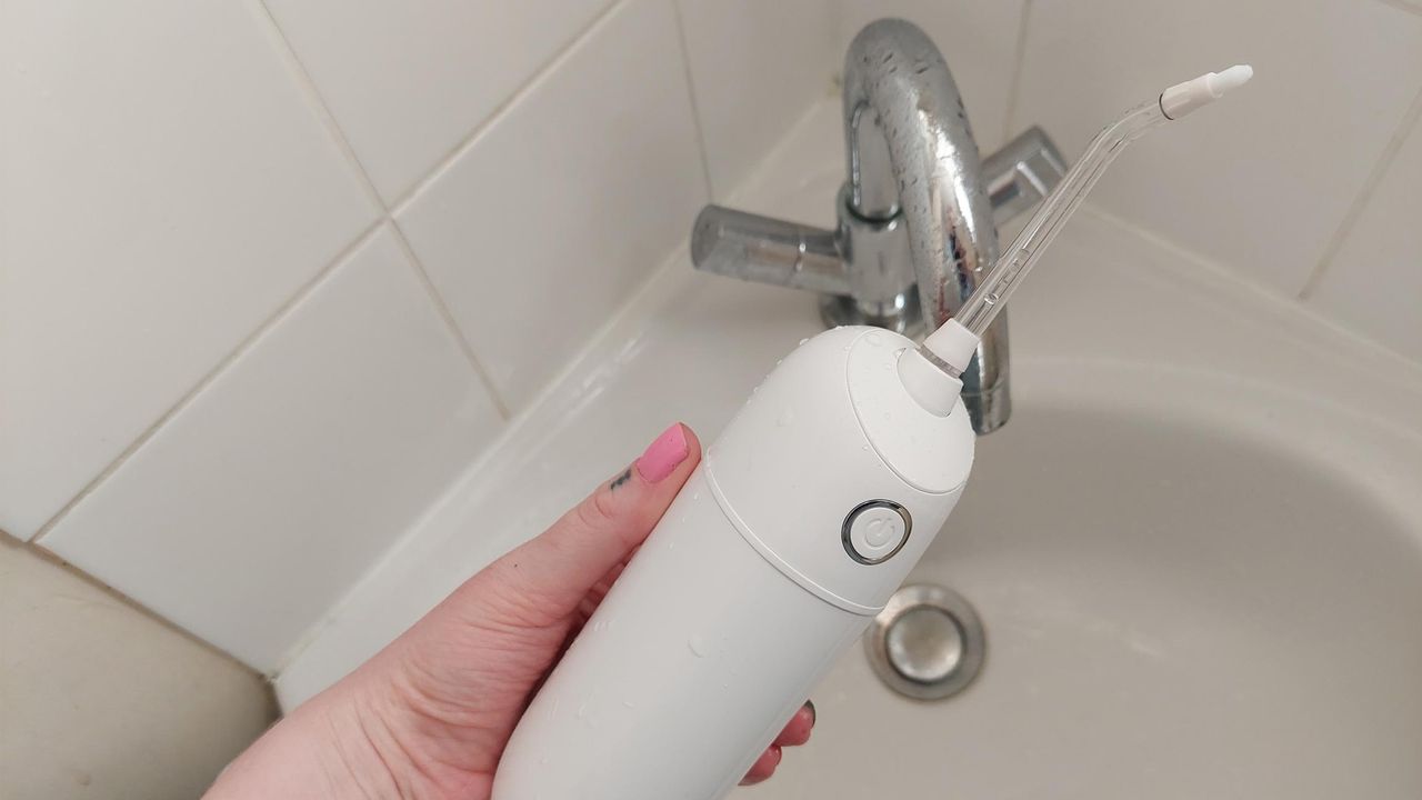 spotlight oral care water flosser